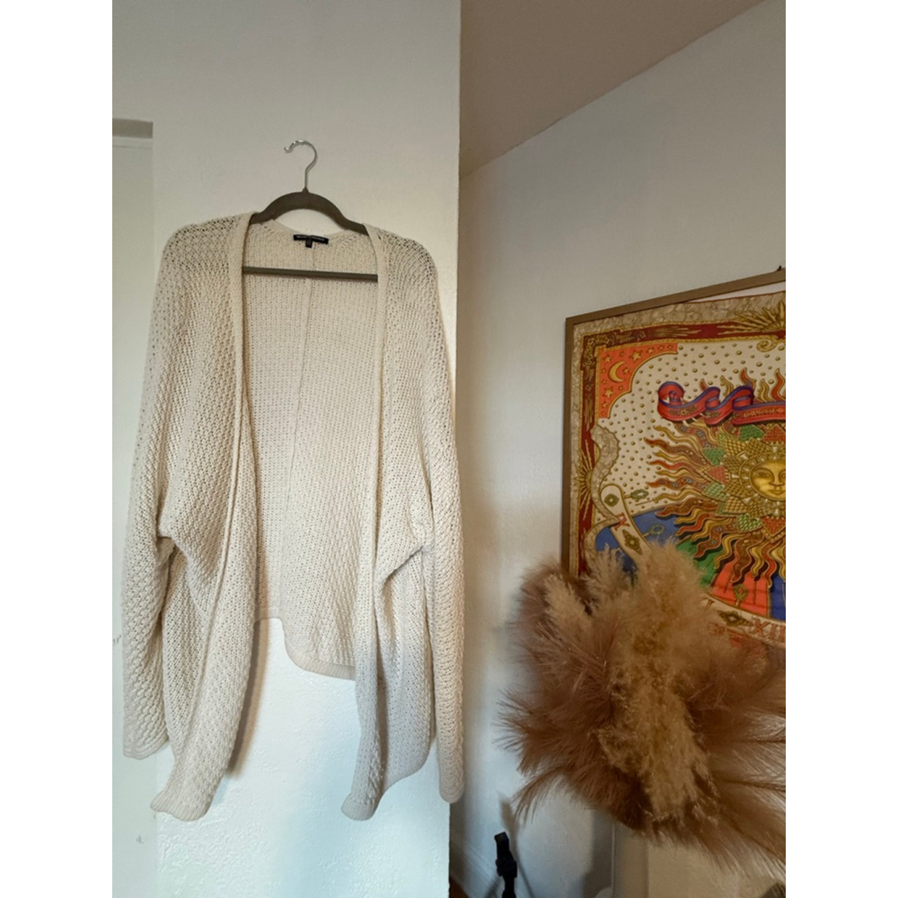 Preowned, Brandy Melville cream cable knit cardigan sweater , one size